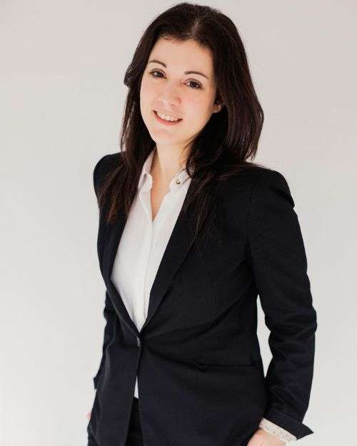 amaia serrano danbury